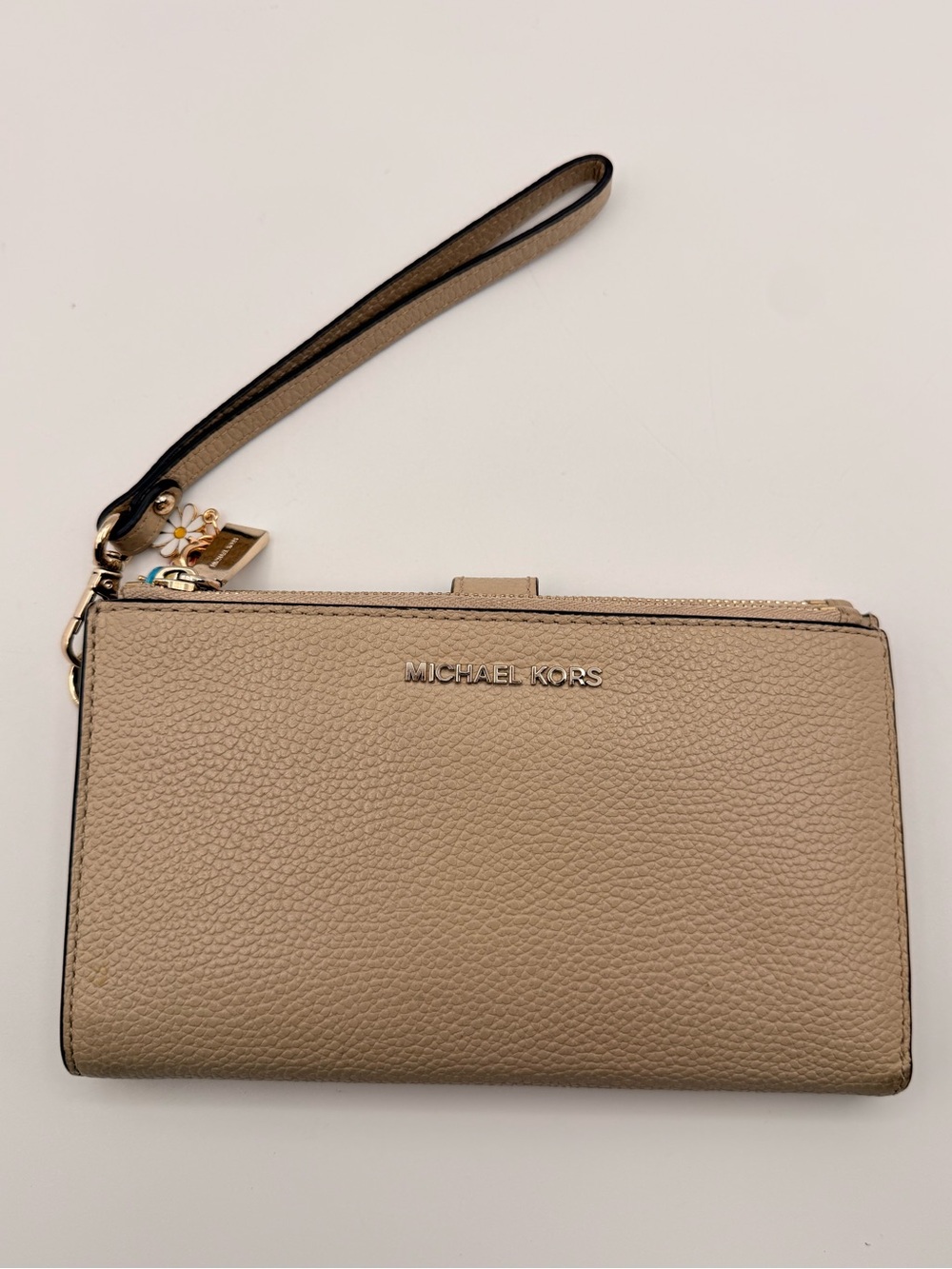 MICHAEL KORS Pebbled Leather Phone Wristlet Wallet Double Zip Beige